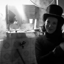 Portrait Anna Nowak mit Bandoneon